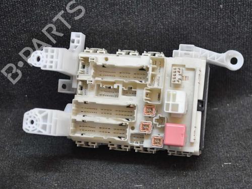 fuse-box-toyota-auris-_e15_-20-d-4d-ade150_-ade150r-8273002120a-2006-2007-2008-2009-2010-2011-2012-6719174 main image