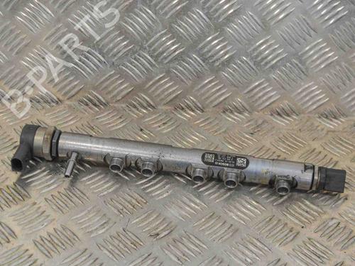 Used Injection rail BMW 3 Touring (E91) 318 i (143 hp) 6750555