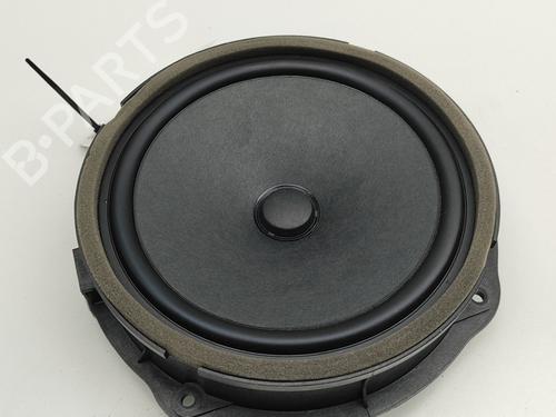 Used Speaker CUPRA FORMENTOR (KM7, KMP) 1.4 e-Hybrid (204 hp) 27793548