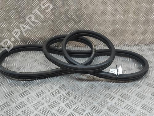 Used Rubber door seal KIA SPORTAGE V (NQ5) 1.6 T-GDi Hybrid (215 hp) 27791062
