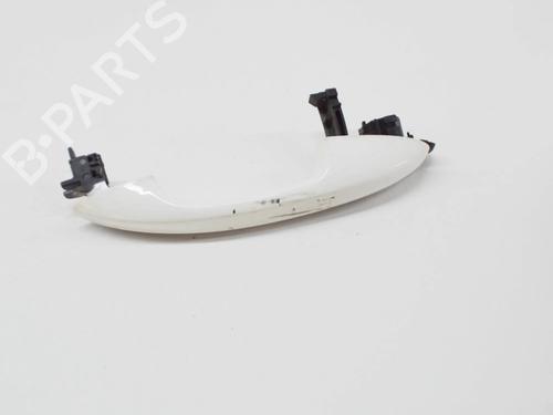 Used Front left exterior door handle Front left exterior door handle 14913283 14913283