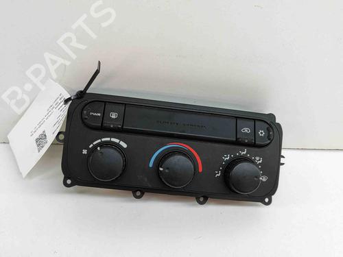 Commande Chauffage CHRYSLER VOYAGER IV (RG, RS) 2.8 CRD (150 hp) 18036066