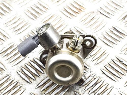 Used Injection pump BMW 5 (F10) 550 i xDrive (408 hp) 13246581