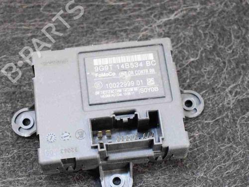 Used Electronic module VOLVO XC60 I SUV (156) D5 AWD (215 hp) 6740461