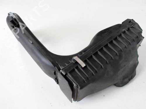 Used Air filter box BMW X5 (F15, F85) xDrive 40 d (313 hp) 30258833