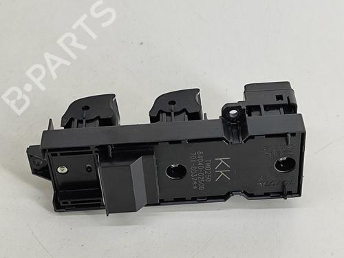 Right front window switch TOYOTA COROLLA Estate (_E21_) 1.8 Hybrid (ZWE211) | BP28550039I26