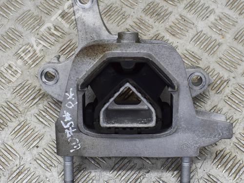 Used Engine mount PEUGEOT 2008 II (UD_, US_, UY_, UJ_, UR_, UC_) e-2008 (UKZKXZ) (136 hp) 27764146
