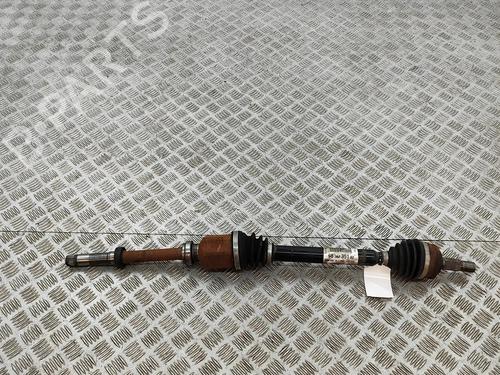 Used Right front driveshaft PEUGEOT 2008 II (UD_, US_, UY_, UJ_, UR_, UC_) e-2008 (UKZKXZ) (136 hp) 30130527