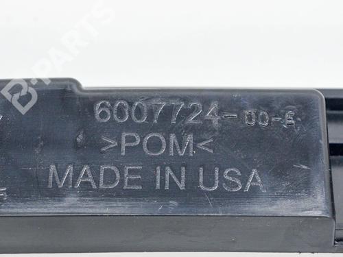 Rear bumper bracket TESLA MODEL S (5YJS) 60 | BP8840984C159 