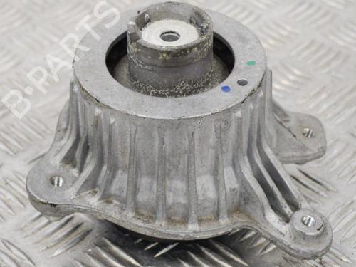 Engine mount MERCEDES-BENZ C-CLASS (W205) C 220 BlueTEC / d (205.003) | BP6747483M89 