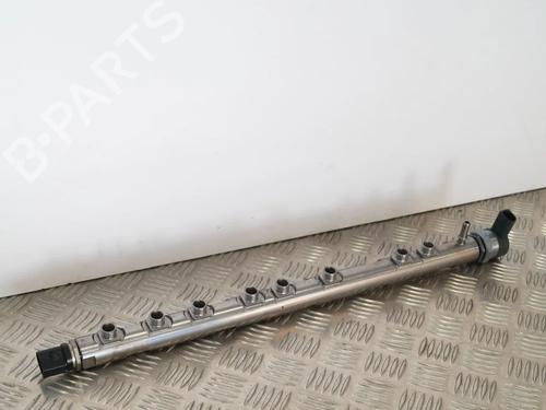 Used Injection rail BMW 5 Touring (F11) 535 d (299 hp) 6733921