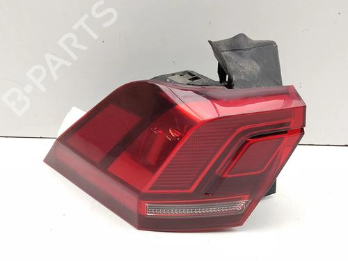 Venstre baglygte Venstre baglygte VW TIGUAN (AD1, AX1) 1.5 TSI (131 hp) 39884524 39884524