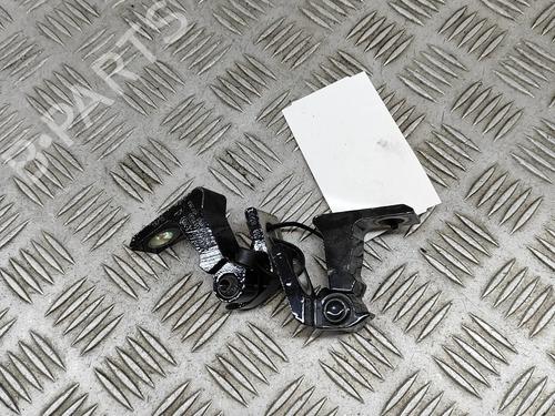 hingedoor-check-strap-skoda-karoq-nu7-nd7-2017-27790386 main image