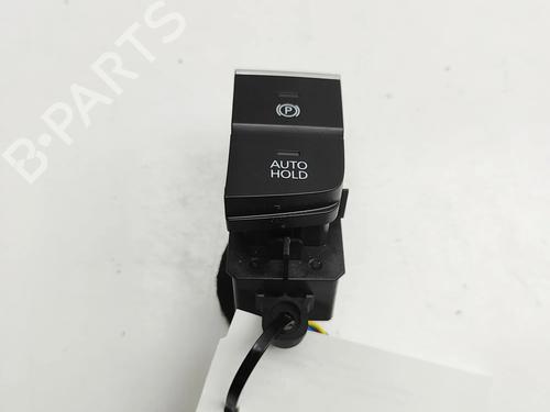 Used Switch Switch MAZDA 3 Hatchback (BP) 2.5 e-SKYACTIV-G (BP5H) (140 hp) 33381136 33381136