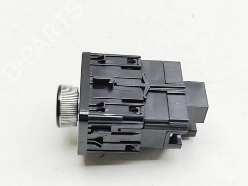 Switch AUDI Q5 (GUB) 2.0 TDI quattro | BP33732168I30 - Image 2