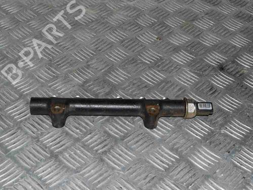 Used Injection rail CITROËN C3 Picasso (SH_) 1.6 HDI 90 (92 hp) 6715585