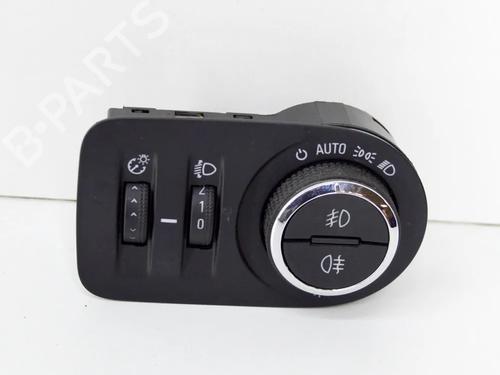 Used Electronic module Electronic module OPEL CORSA E (X15) 1.4 (08, 68) (90 hp) 11113408 11113408