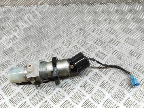 Used Suspension compressor Suspension compressor PORSCHE 911 Convertible (996) 3.6 Carrera 4S (345 hp) 22352112 22352112