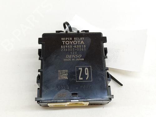 Elektronisk modul TOYOTA YARIS (_P21_, _PA1_, _PH1_) 1.0 (KSP211) (72 hp) 27776387