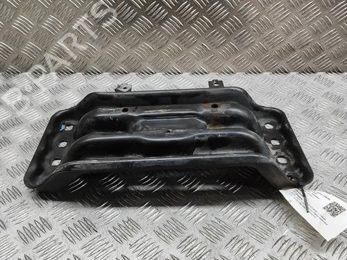 Used Gearbox mount Gearbox mount MERCEDES-BENZ C-CLASS T-Model (S205) C 200 EQ Boost 4-matic (205.278) (184 hp) 27779780 27779780