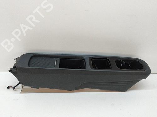 Used Middle console Middle console VW ID.3 (E11, E12) Pro (145 hp) 27774552 27774552