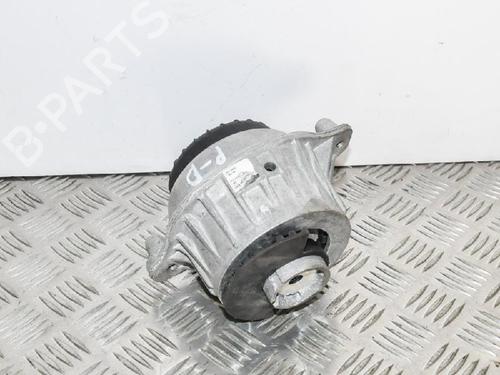 Engine mount MERCEDES-BENZ C-CLASS (W205) C 220 BlueTEC / d (205.003) | BP6734025M89 