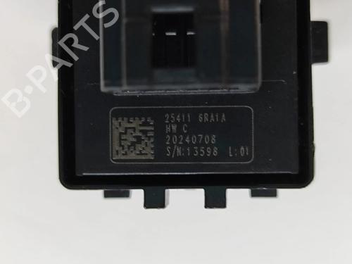 Left front window switch NISSAN QASHQAI III (J12) 1.3 DIG-T | BP28565363I27  - Image 7