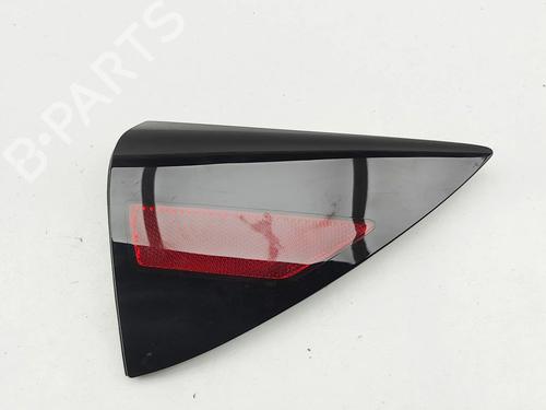 Used Right taillight TESLA MODEL 3 (5YJ3) EV (283 hp) 32269395