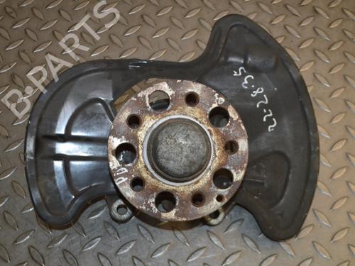 Used Right front steering knuckle Right front steering knuckle MERCEDES-BENZ C-CLASS T-Model (S204) C 200 CDI (204.201) (136 hp) 33344326 33344326