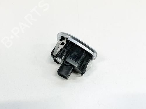 Switch BMW X1 (F48) sDrive 18 d | BP7735327I30 
