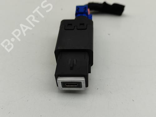 Used Electronic module PEUGEOT 3008 III (KA_, KB_, KC_) e-210 (KCZKZX) (213 hp) 28676321