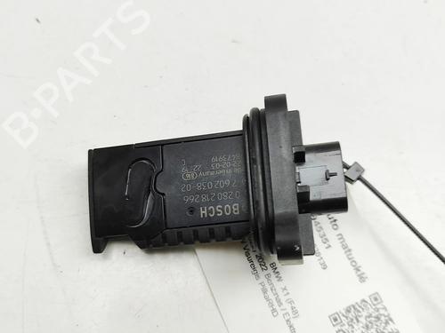 Used Mass air flow sensor Mass air flow sensor BMW X1 (F48) xDrive 25 e Plug-in-Hybrid (220 hp) 33388993 33388993