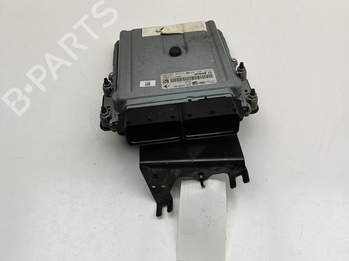 Used Engine control unit (ECU) LAND ROVER RANGE ROVER SPORT II (L494) 4.4 SDV8 4x4 (340 hp) 29830121