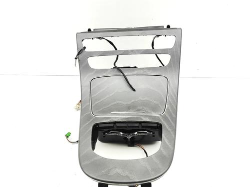 Console centrale Console centrale MERCEDES-BENZ E-CLASS (W213) E 300 de 4-matic (213.011) (306 hp) 34282418 34282418