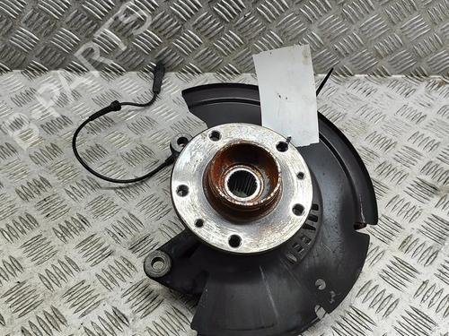 Used Left front steering knuckle NISSAN JUKE (F16_) DIG-T 117 (117 hp) 27792588