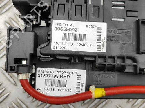 Sikringsdose VOLVO V70 III (135) D4 | BP29830457E1 