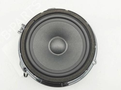 speaker-land-rover-defender-station-wagon-l663-2019-32525590 main image