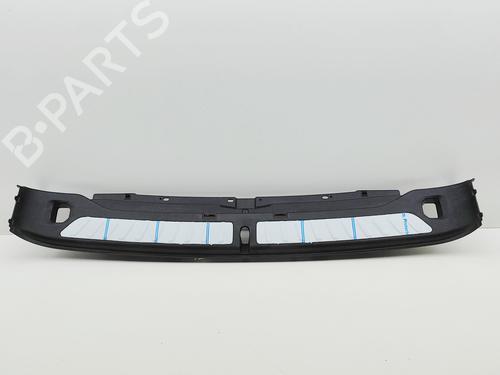 Used Tailgate trim Tailgate trim 38650543 38650543
