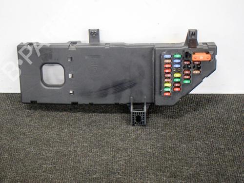 Used Fuse box SAAB 9-3 Estate (E50) 1.9 TiD (150 hp) 6760938