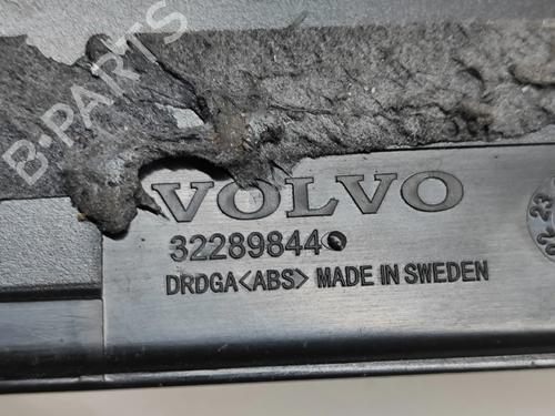 Andre VOLVO XC40 (536) B3 Mild-Hybrid | BP28555733O1