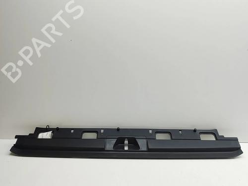 Pynteliste til bagklap Pynteliste til bagklap LAND ROVER DISCOVERY V (L462) 3.0 D 4x4 (211 hp) 33882916 33882916