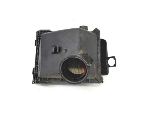 Używane Obudowa filtra powietrza AUDI A4 B6 Convertible (8H7) S4 quattro (344 hp) 30217384