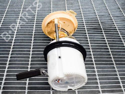 Fuel pump VW GOLF VI (5K1) 1.6 TDI | BP6741472M76 