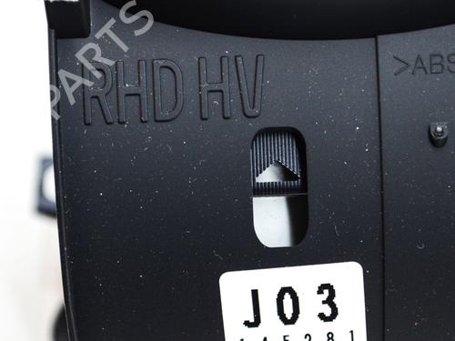 Gear lever TOYOTA YARIS (_P13_) 1.5 Hybrid (NHP130_) | BP8353611M90 