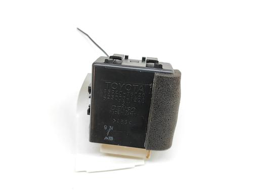 electronic-module-lexus-ct-zwa10_-2010-24307309 main image