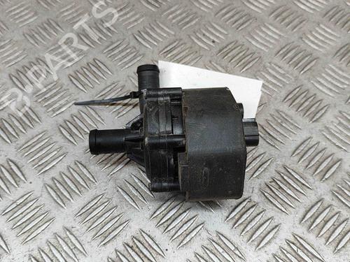 Used Auxiliary water pump TESLA MODEL X (5YJX) 90D AWD (525 hp) 20337213