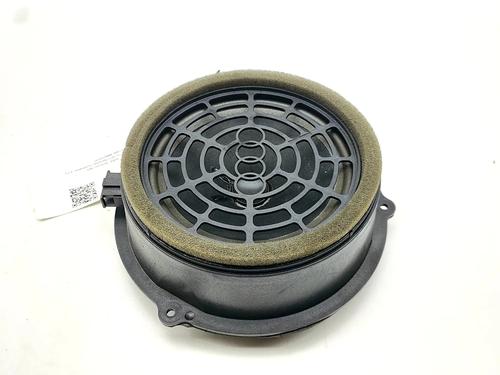 Used Speaker Speaker AUDI A4 B8 Avant (8K5) RS4 quattro (450 hp) 39501503 39501503