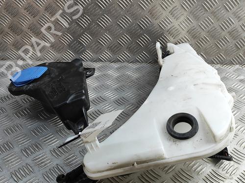 Used Windscreen washer tank AUDI A6 C7 Avant (4G5, 4GD) 2.0 TDI (190 hp) 28675832
