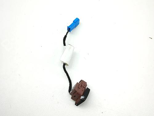 Switch TESLA MODEL Y (5YJY) Long Range All-wheel Drive | BP38565441I30 - Image 4