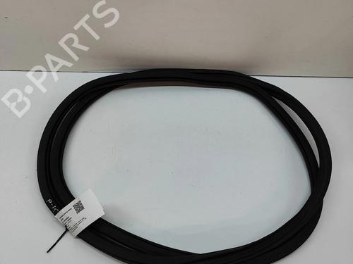 Gummiliste PORSCHE MACAN (95B) 3.0 S Diesel (258 hp) 26524141